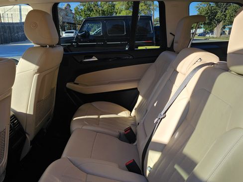 Used 2019 Mercedes-Benz GLS 450 4MATIC w/ Premium 1 Package image 22