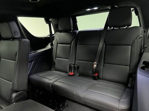 Used 2025 Chevrolet Tahoe LT AWD/4WD image 40