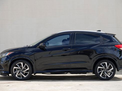Used 2019 Honda HR-V Sport image 8
