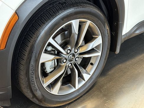 Certified 2025 INFINITI QX60 Luxe w/ Cargo Package AWD/4WD image 10