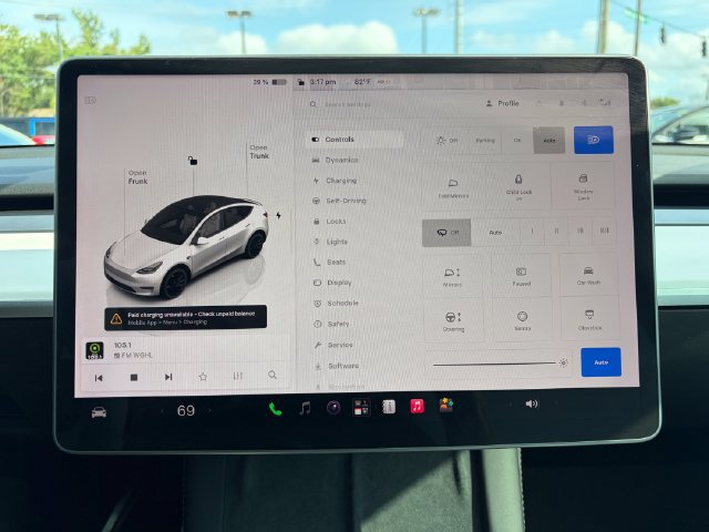 Used 2022 Tesla Model Y Performance AWD/4WD image 33