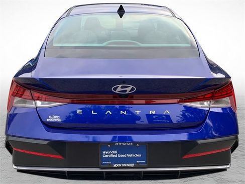 Certified 2024 Hyundai Elantra SEL w/ Convenience Package FWD image 4