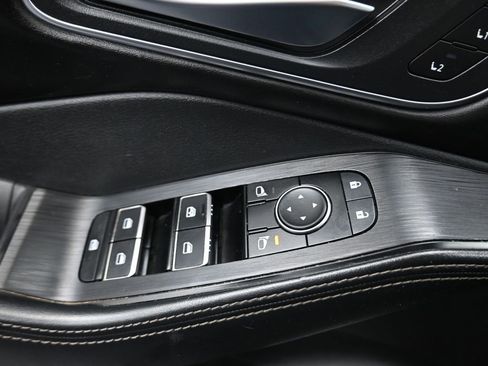 Used 2023 Nissan Rogue Platinum w/ Platinum Premium Package image 13