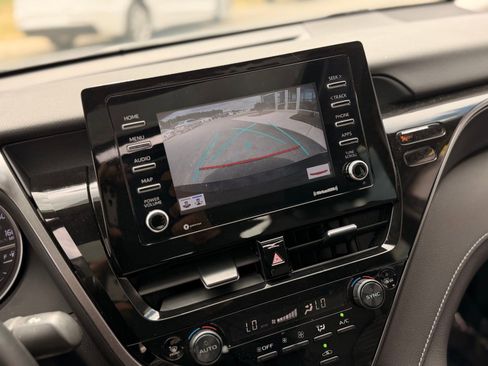 Used 2023 Toyota Camry SE AWD/4WD image 36