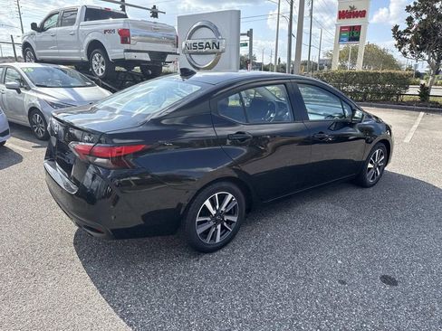 Certified 2023 Nissan Versa SV image 4