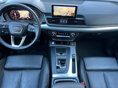 Used 2018 Audi Q5 Prestige w/ Prestige Package image 13