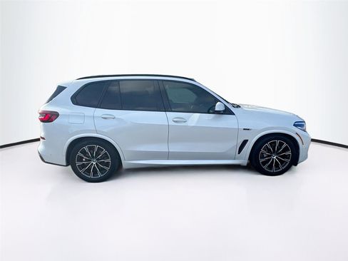 Used 2022 BMW X5 xDrive45e w/ M Sport Package image 8