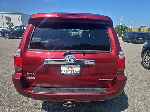 Used 2008 Toyota 4Runner SR5 w/ SR5 Extra Value Pkg 1 RWD image 6
