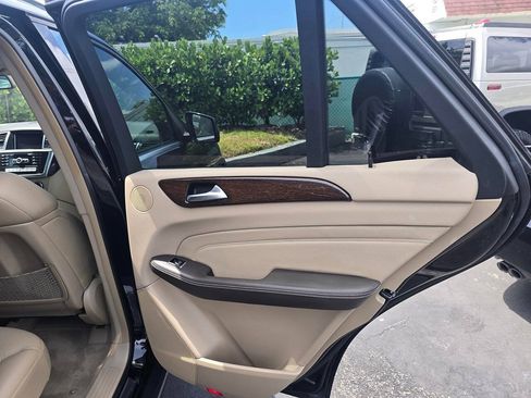 Used 2012 Mercedes-Benz ML 350 4MATIC image 12