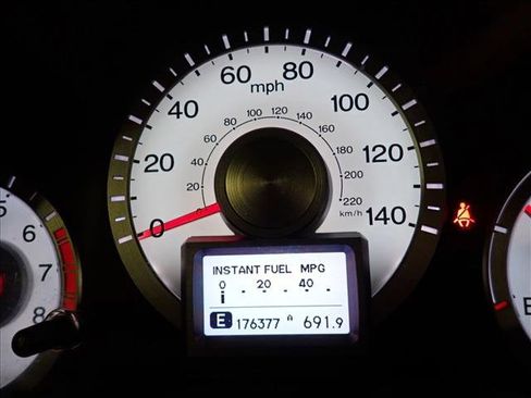 Used 2011 Honda Pilot Touring image 22