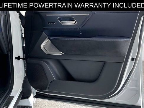 Certified 2026 INFINITI QX80 4WD w/ Sport Exterior Package image 23