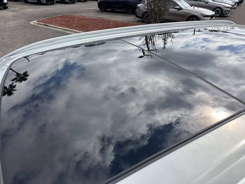 Used 2022 Volvo XC90 T6 Inscription w/ Lounge Package image 11