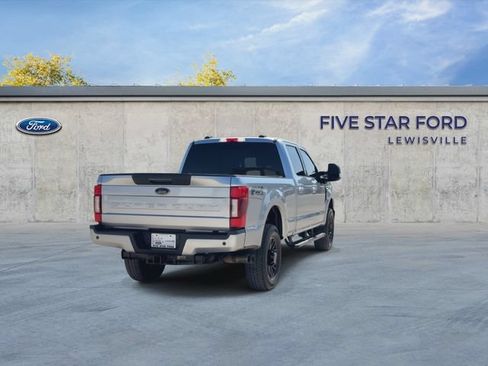 Used 2022 Ford F350 Lariat w/ Black Appearance Package AWD/4WD image 6