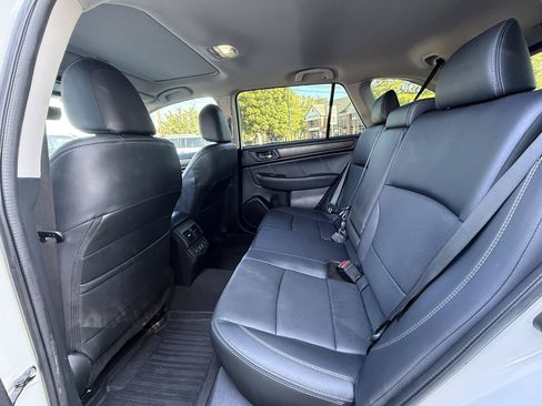 Used 2019 Subaru Outback 2.5i Limited w/ Popular Package #2 AWD/4WD image 16