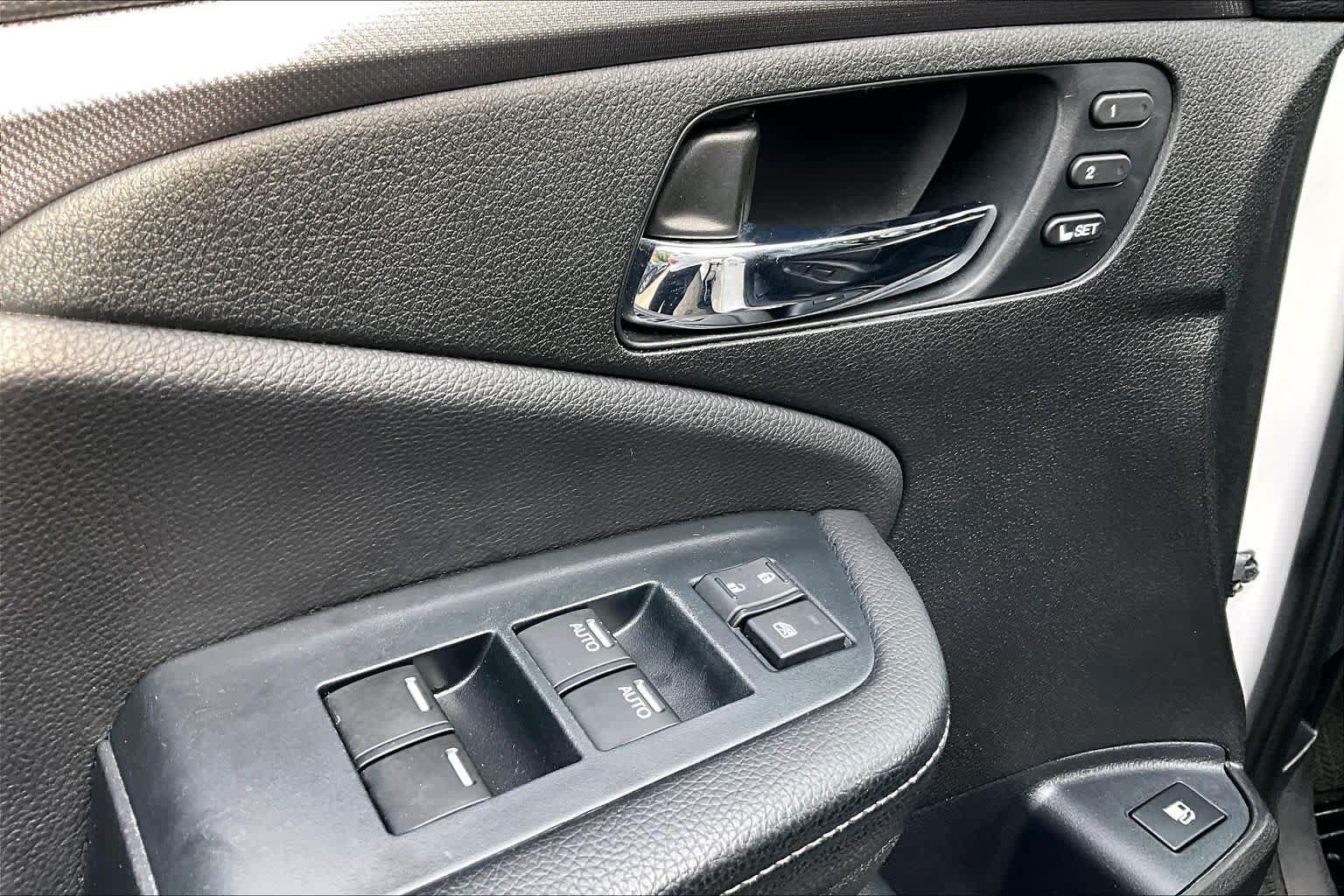Used 2023 Honda Ridgeline RTL-E image 31