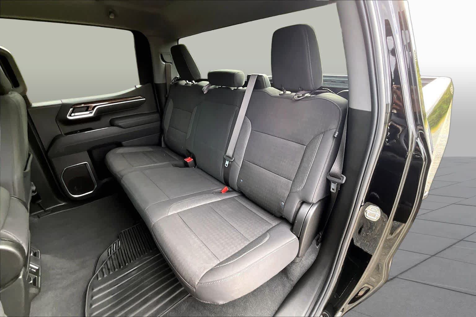 Used 2026 Chevrolet Silverado 1500 LT AWD/4WD image 20