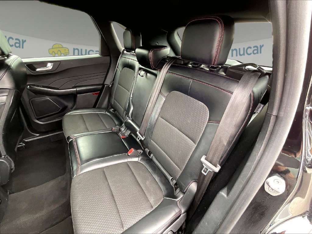 Used 2025 Ford Escape ST-Line Select AWD/4WD image 14