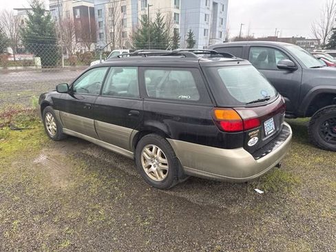 Used 2003 Subaru Outback Limited image 3