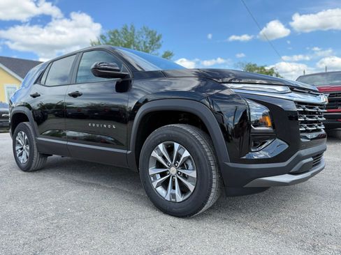 New 2026 Chevrolet Equinox LT FWD image 11