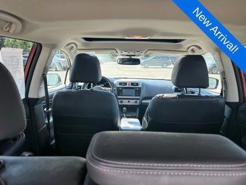 Used 2016 Subaru Outback 2.5i Limited AWD/4WD image 10