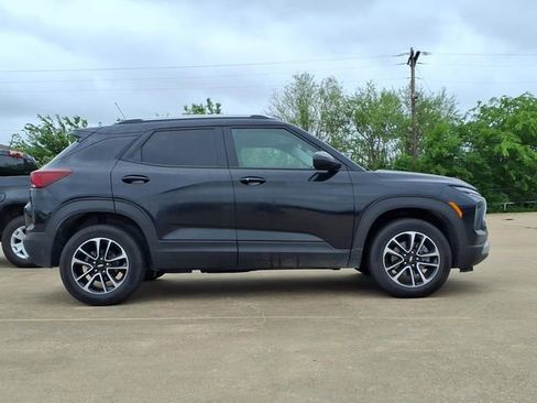 Used 2026 Chevrolet TrailBlazer LT AWD/4WD image 4