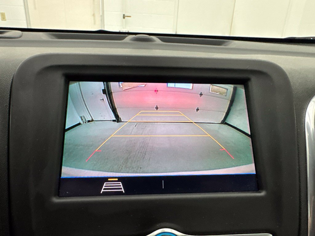 Used 2020 Chevrolet Equinox LS AWD/4WD image 18