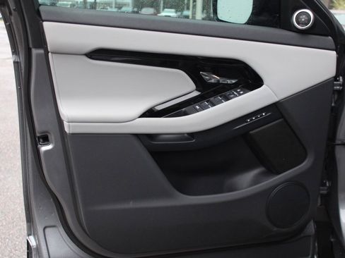 Certified 2026 Land Rover Range Rover Evoque Dynamic SE image 11