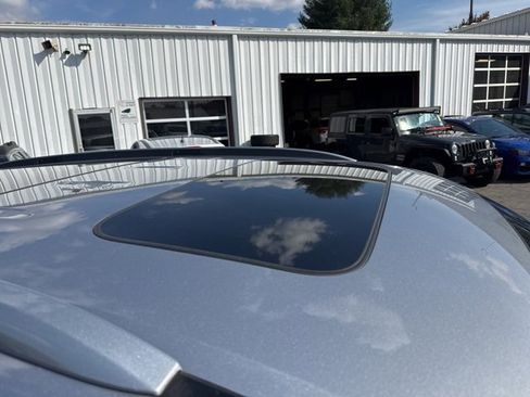 Used 2019 Honda Pilot Elite image 10