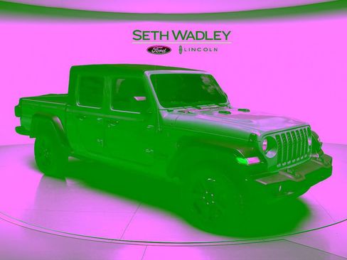 Used 2020 Jeep Gladiator Sport w/ Trailer Tow Package AWD/4WD image 1