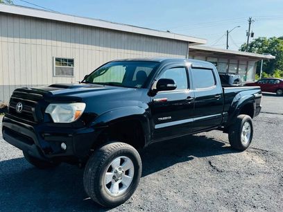 Used 2014 Toyota Tacoma 4x4 Double Cab w/ TRD Sport Package