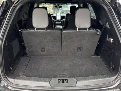 Used 2020 Ford Explorer ST w/ ST High-Performance Pack image 16