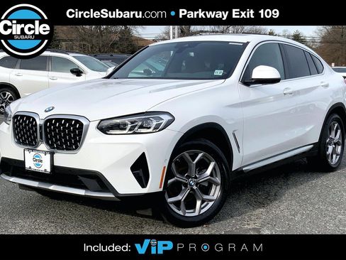 Used 2023 BMW X4 xDrive30i w/ Premium Package image 1