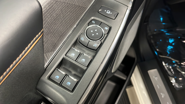 Used 2024 Ford F250 Platinum AWD/4WD image 20