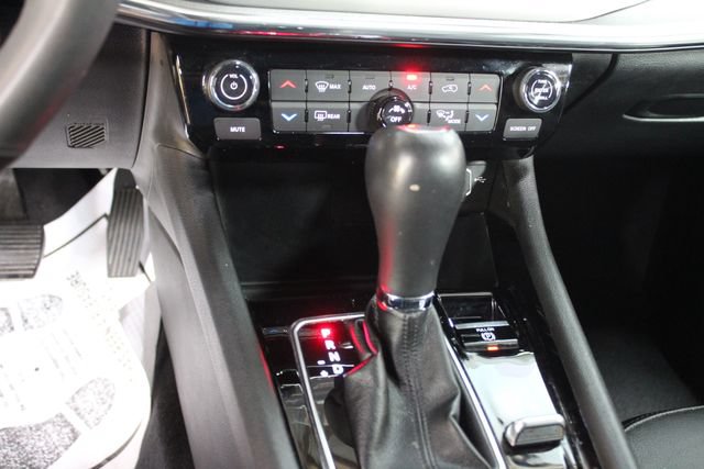 Used 2023 Jeep Compass Limited AWD/4WD image 20