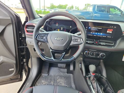 New 2026 Chevrolet TrailBlazer RS w/ Convenience Package AWD/4WD image 15