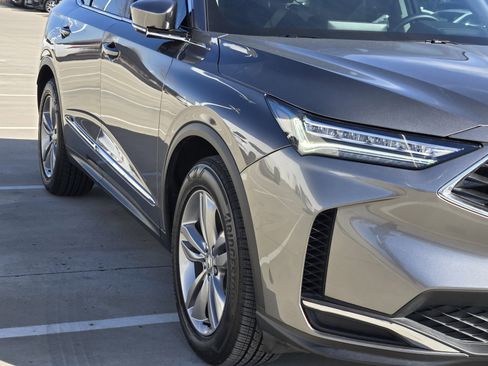 Used 2026 Acura MDX SH-AWD image 11