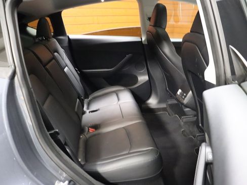 Used 2023 Tesla Model Y Long Range image 47