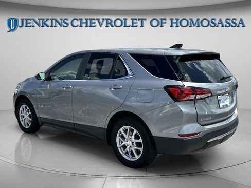 Used 2024 Chevrolet Equinox LT FWD image 5