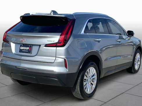 Used 2024 Cadillac XT4 Luxury w/ Cold Weather Package image 12