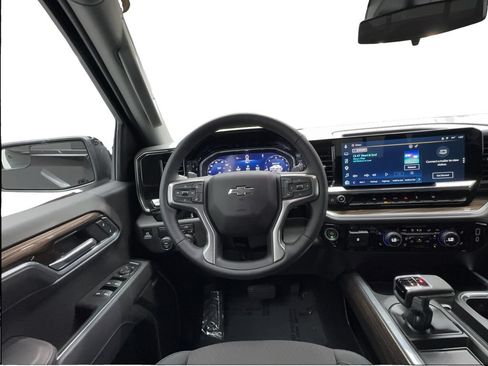 Used 2026 Chevrolet Silverado 1500 RST w/ Texas Edition Plus RWD image 38