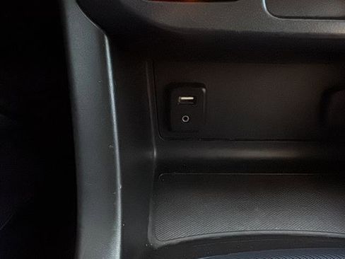 Used 2016 Chevrolet Colorado Z71 image 26