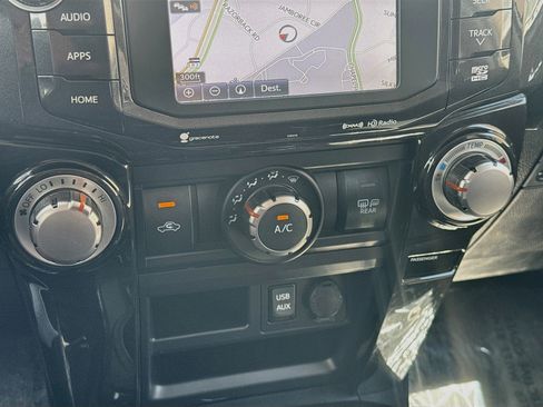 Used 2019 Toyota 4Runner TRD Off-Road Premium AWD/4WD image 23