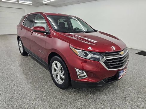Used 2018 Chevrolet Equinox LT FWD image 3