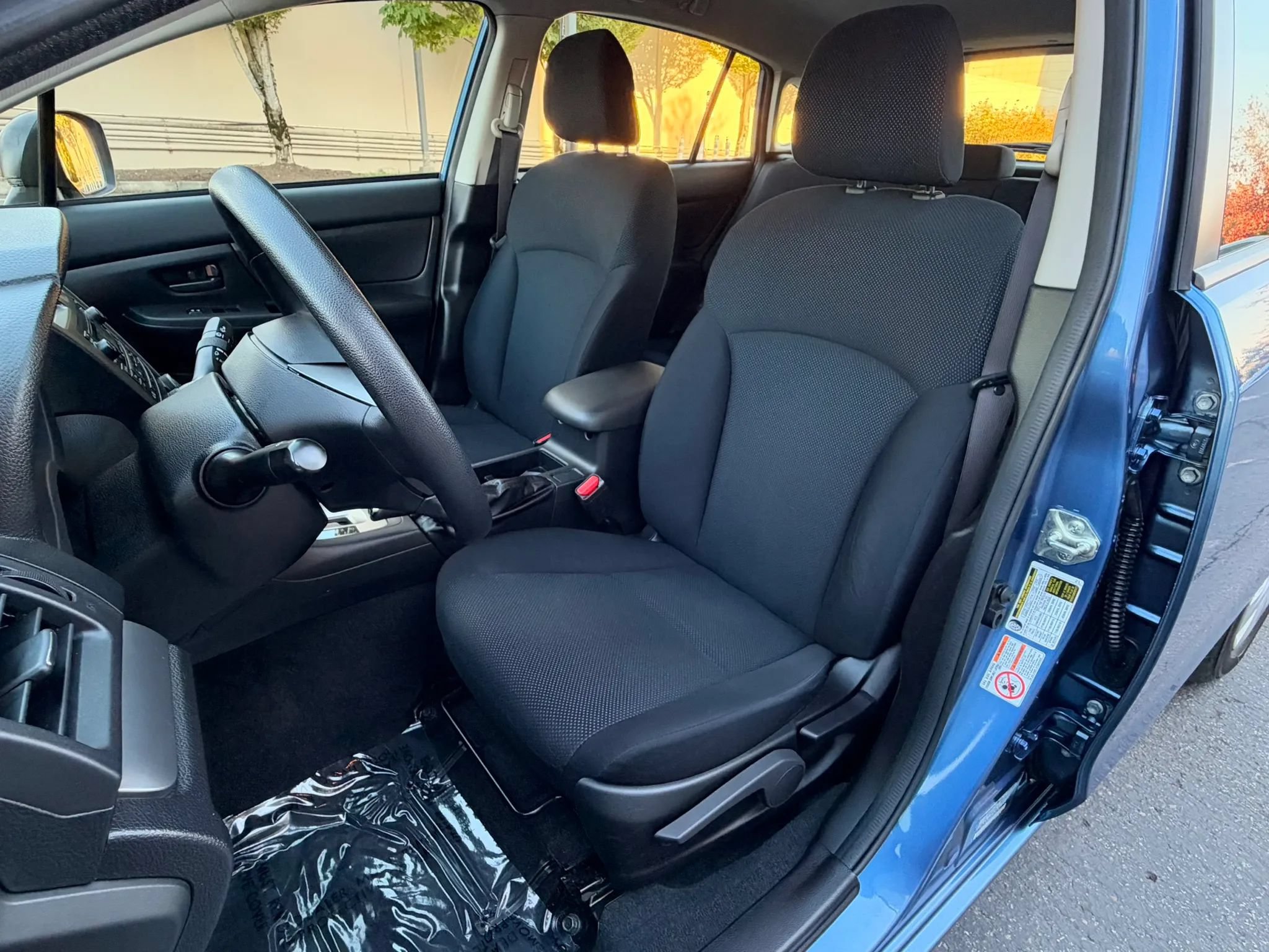 Used 2014 Subaru Impreza 2.0i AWD/4WD image 28
