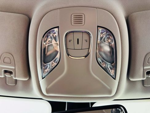 Used 2022 Jeep Compass Limited AWD/4WD image 20