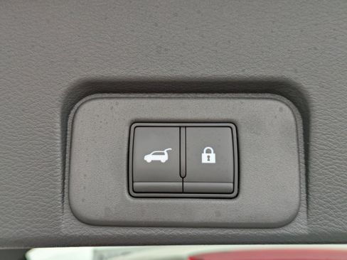 Certified 2024 Nissan Rogue SL w/ SL Premium Package image 14