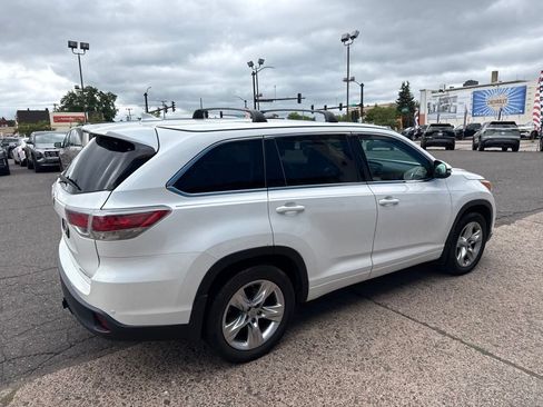 Used 2015 Toyota Highlander Limited w/ Driver Technology Package AWD/4WD image 12