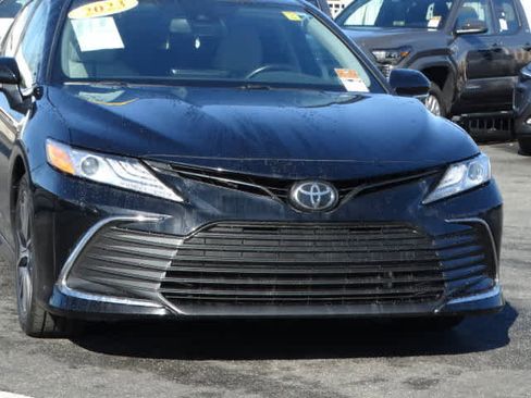 Certified 2023 Toyota Camry XLE image 4