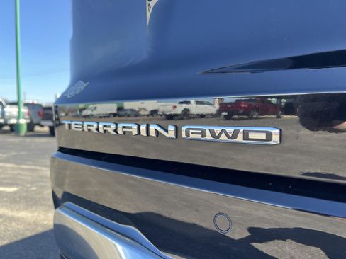 New 2026 GMC Terrain Denali image 8