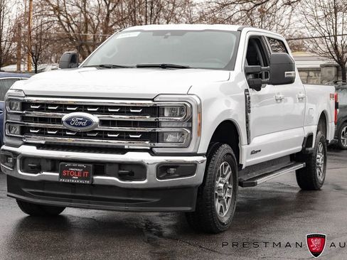 Used 2024 Ford F250 Lariat w/ FX4 Off-Road Package image 18